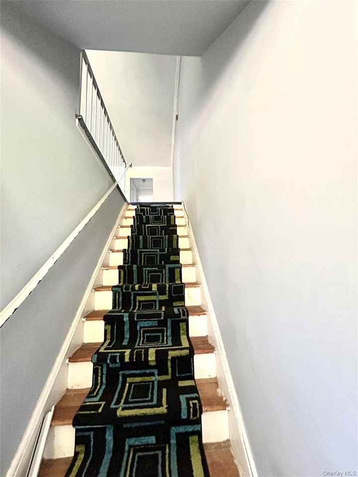 214 Artist Lake Dr - Photo 6 of 10