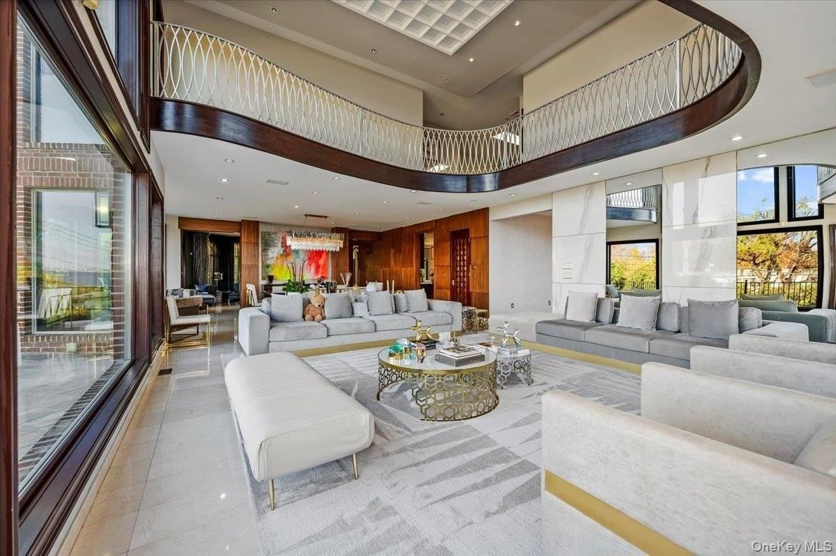 25 Edgewater Ln - Photo 6 of 32