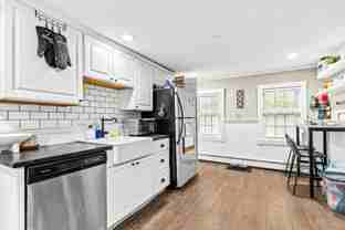 121 Franklin St #2 - Photo 1 of 1