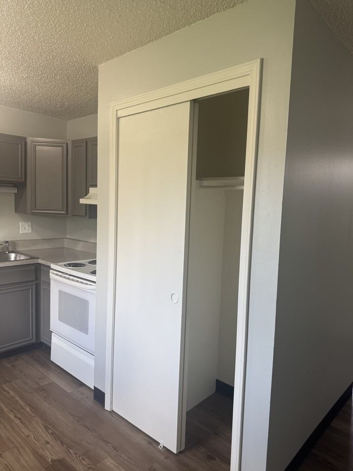 Wilcox Manor, LLC - Photo 2 of 19