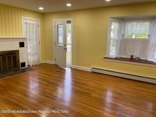 432 Wells Ave - Photo 3 of 15