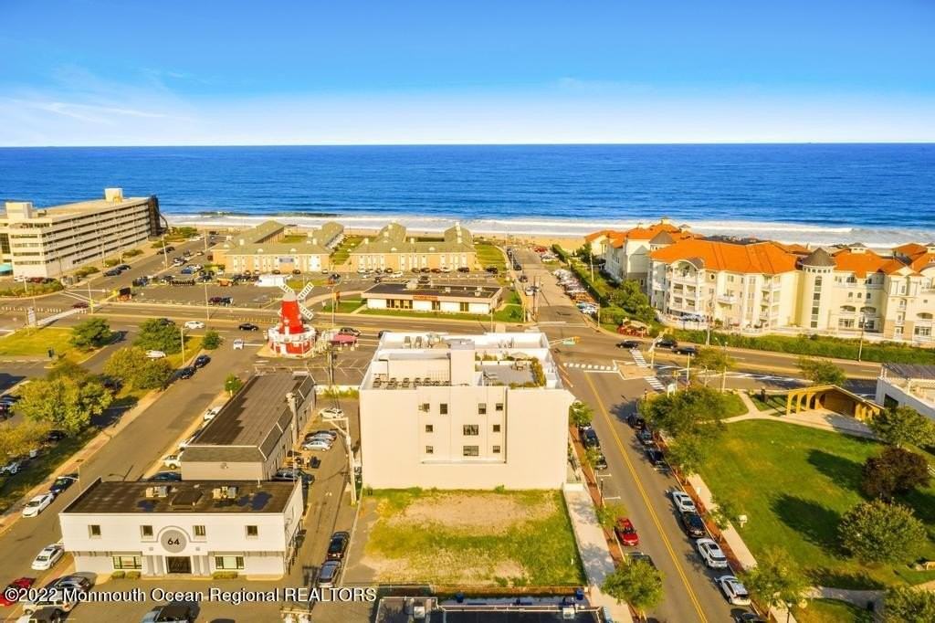 5761 Brighton Ave Unit 301 #301 - Photo 5 of 50