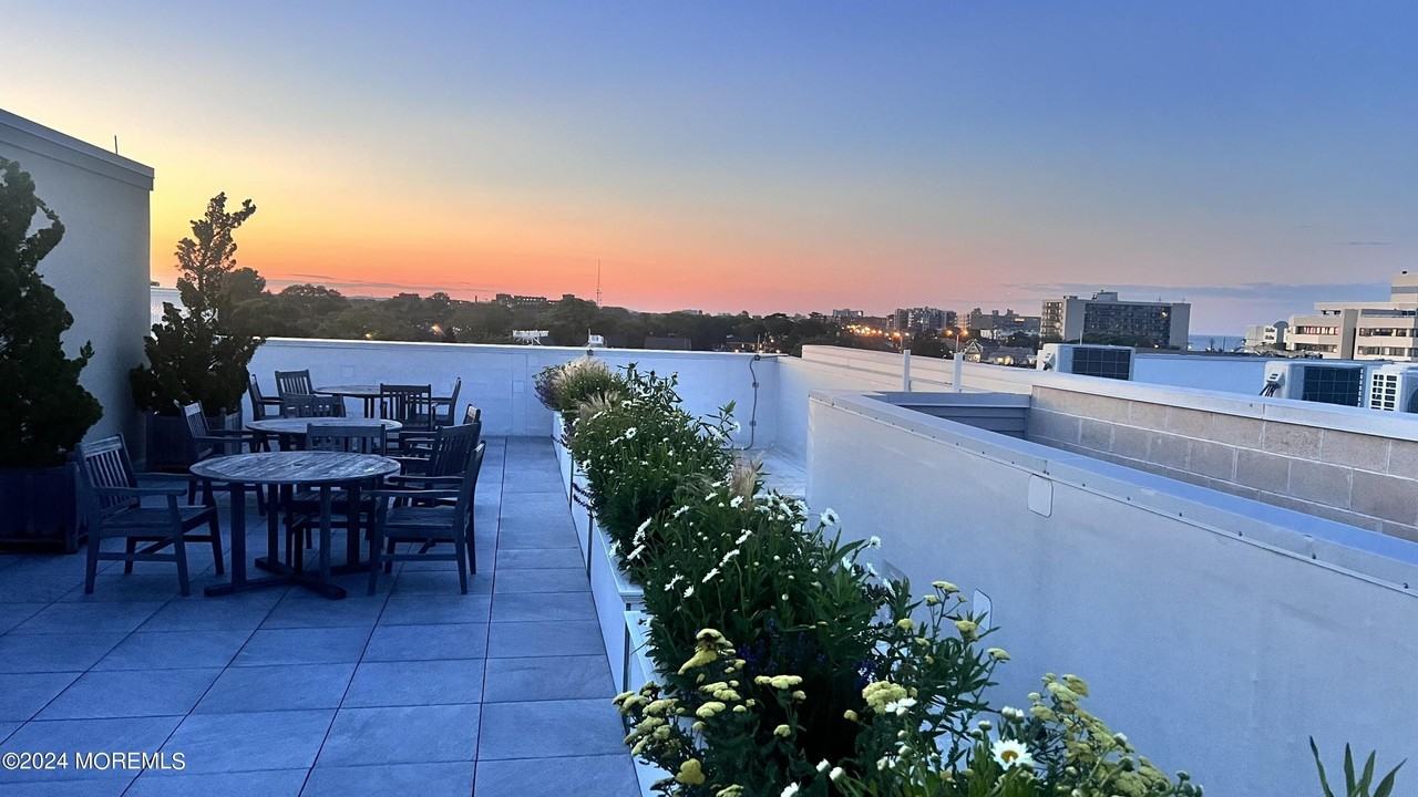 5761 Brighton Ave Unit 301 #301 - Photo 2 of 50