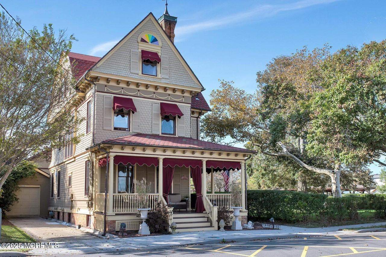 44 Ocean Pathway - Photo 2 of 46