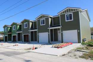 109 E Division St #109 - Photo 1 of 1