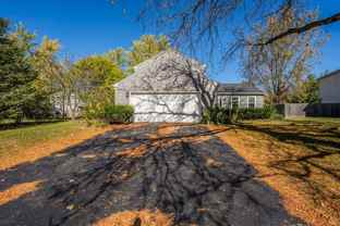965 Chelsea Ln - Photo 1 of 1