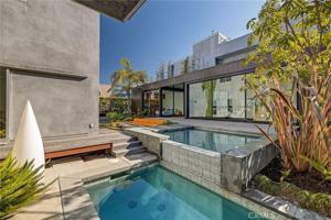 featured image of 27 Driftwood St