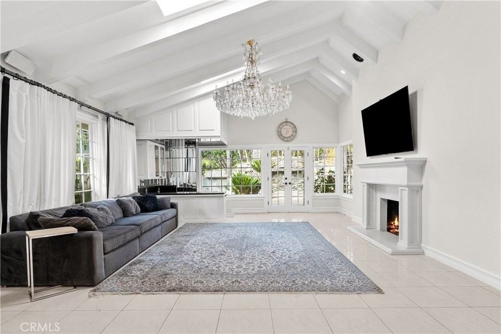 3814 Alonzo Ave - Photo 7 of 49