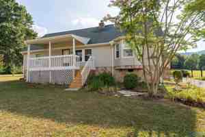 featured image of 2843 Hobbs Island Rd Se