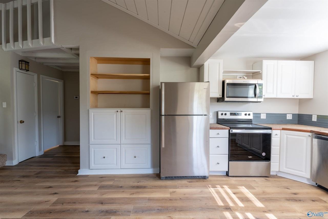 2843 Hobbs Island Rd Se - Photo 6 of 23