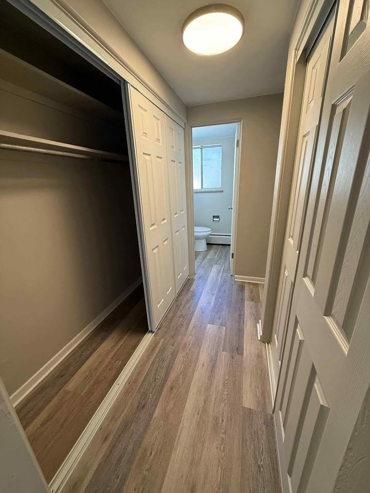 1107 Carr Street - Photo 6 of 16