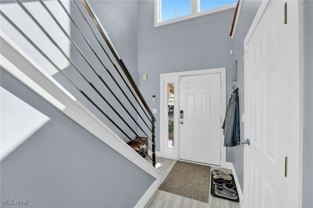 2227 City View Drive - Photo 3 of 32