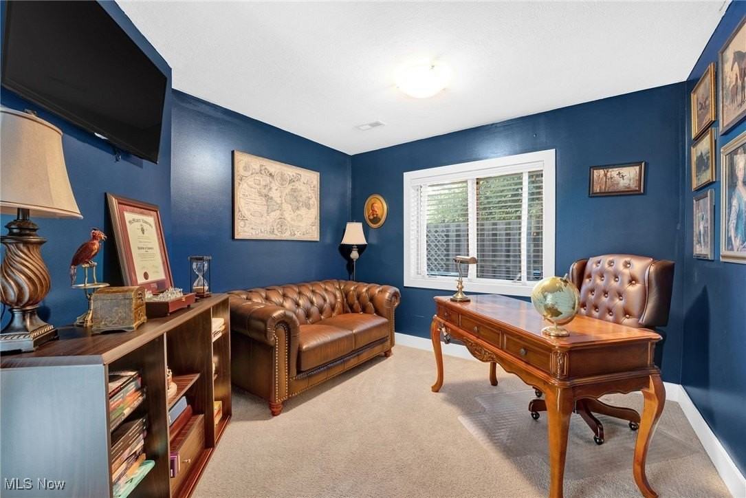 2227 City View Drive - Photo 4 of 32