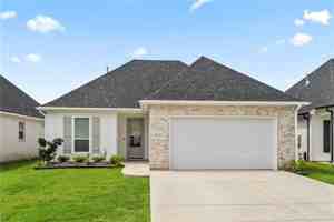 featured image of 3017 Red Admiral Dr