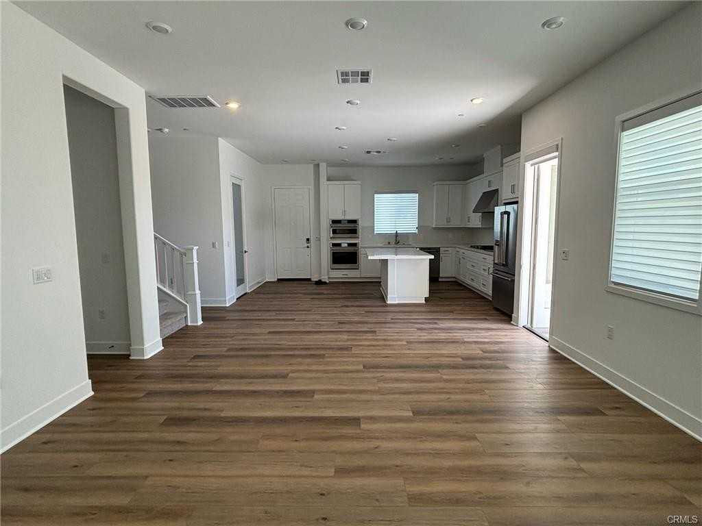 101 Stockholm - Photo 3 of 8