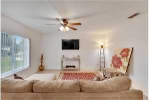 featured image of E 27th Ave