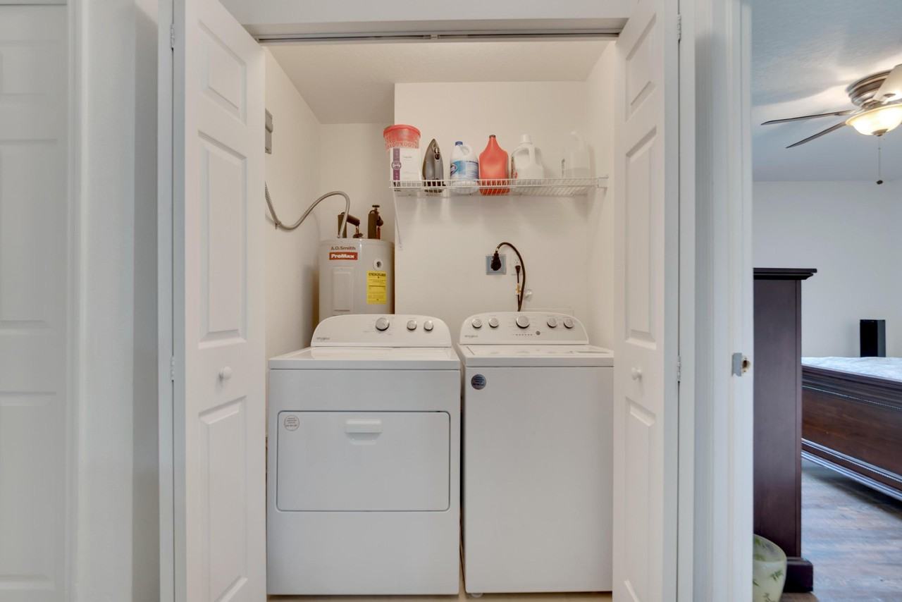 E 27th Ave - Photo 2 of 8