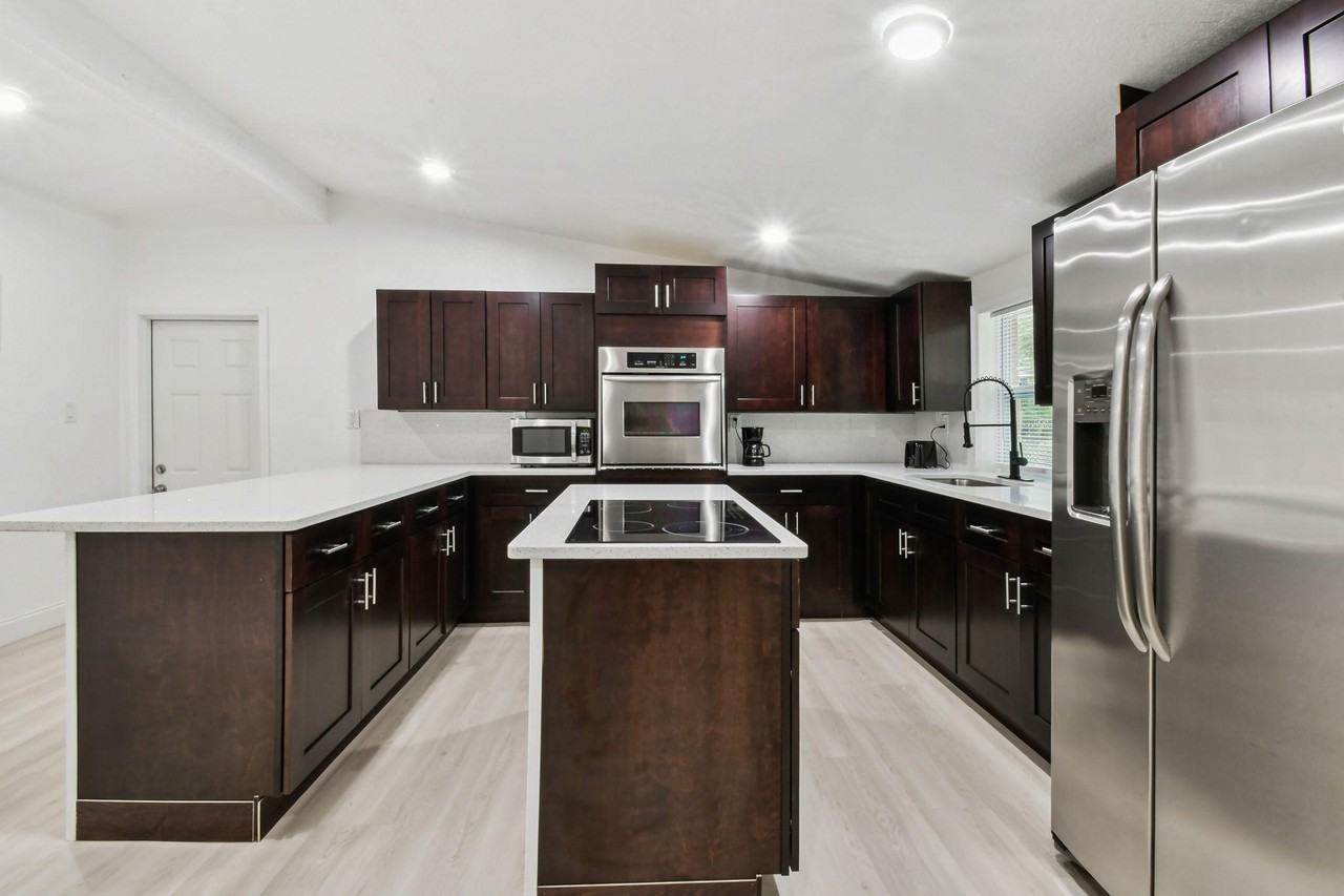 E Fern St - Photo 4 of 20