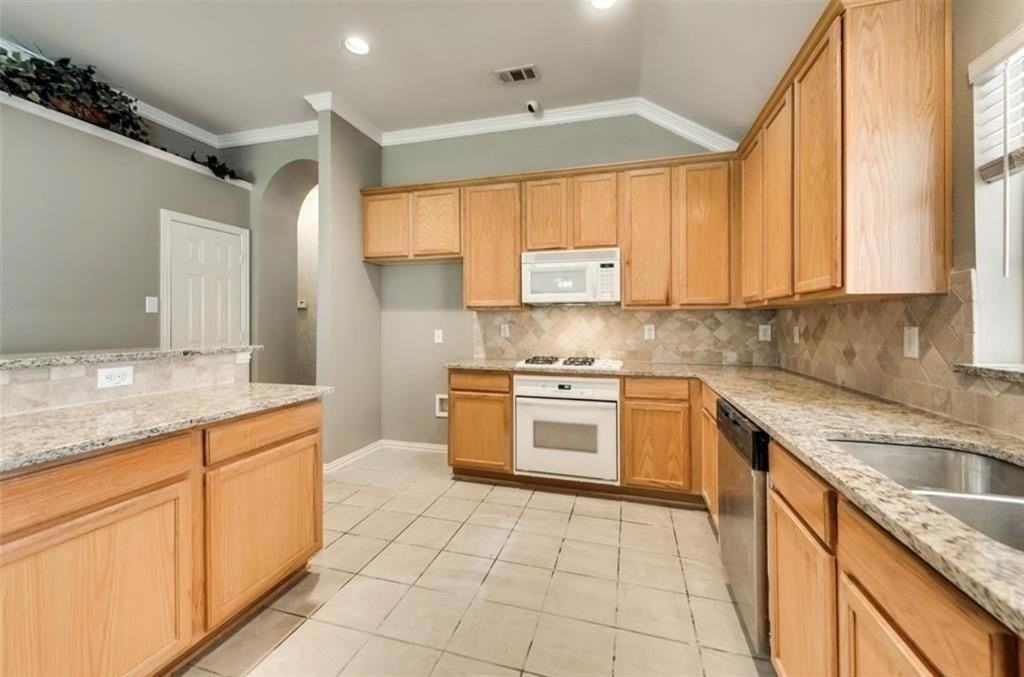 5516 Longhorn Drive - Photo 6 of 21