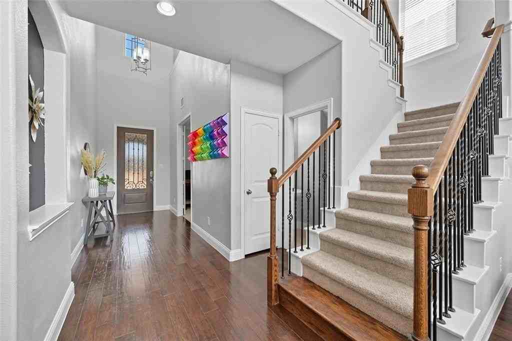 8701 Denstone Drive - Photo 5 of 39