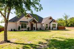 910 White Marlin Dr - Photo 1 of 1