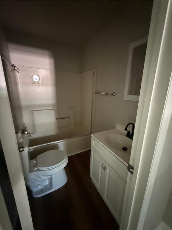 911 Anthony St - Photo 4 of 9