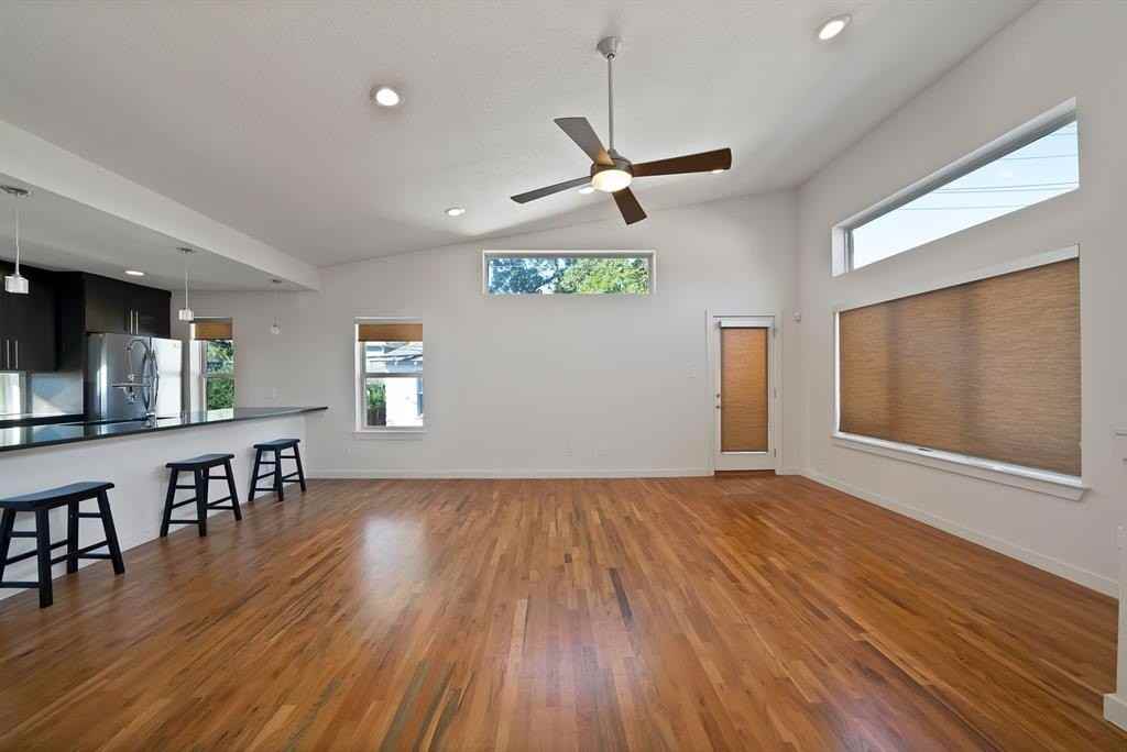 5841 Oram Street #3 - Photo 7 of 35