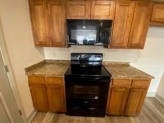 7570 Kings Ridge Rd - Photo 5 of 25