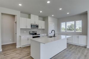 featured image of 3830 Clovis Trail