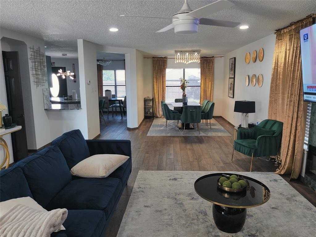 3120 Longbow Dr - Photo 4 of 31