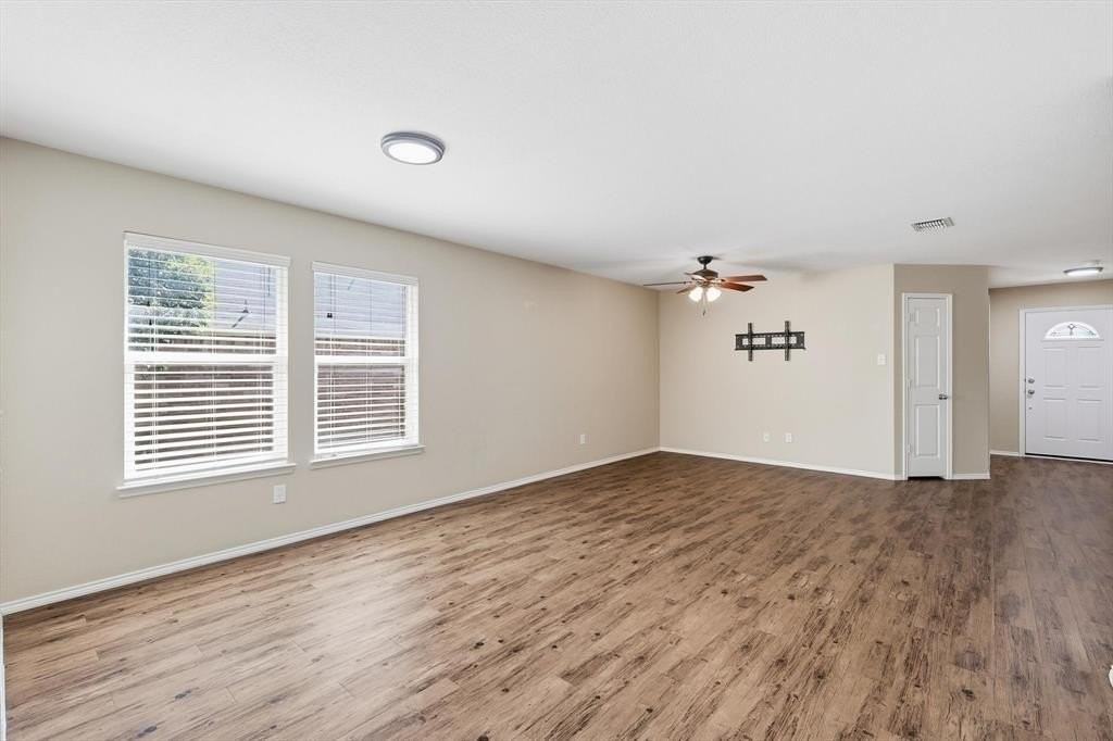 6701 Corral Ln - Photo 5 of 22