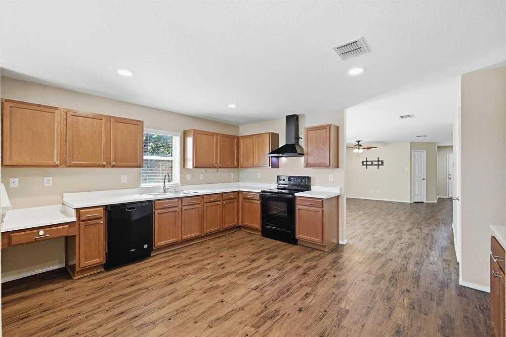 6701 Corral Ln - Photo 7 of 22