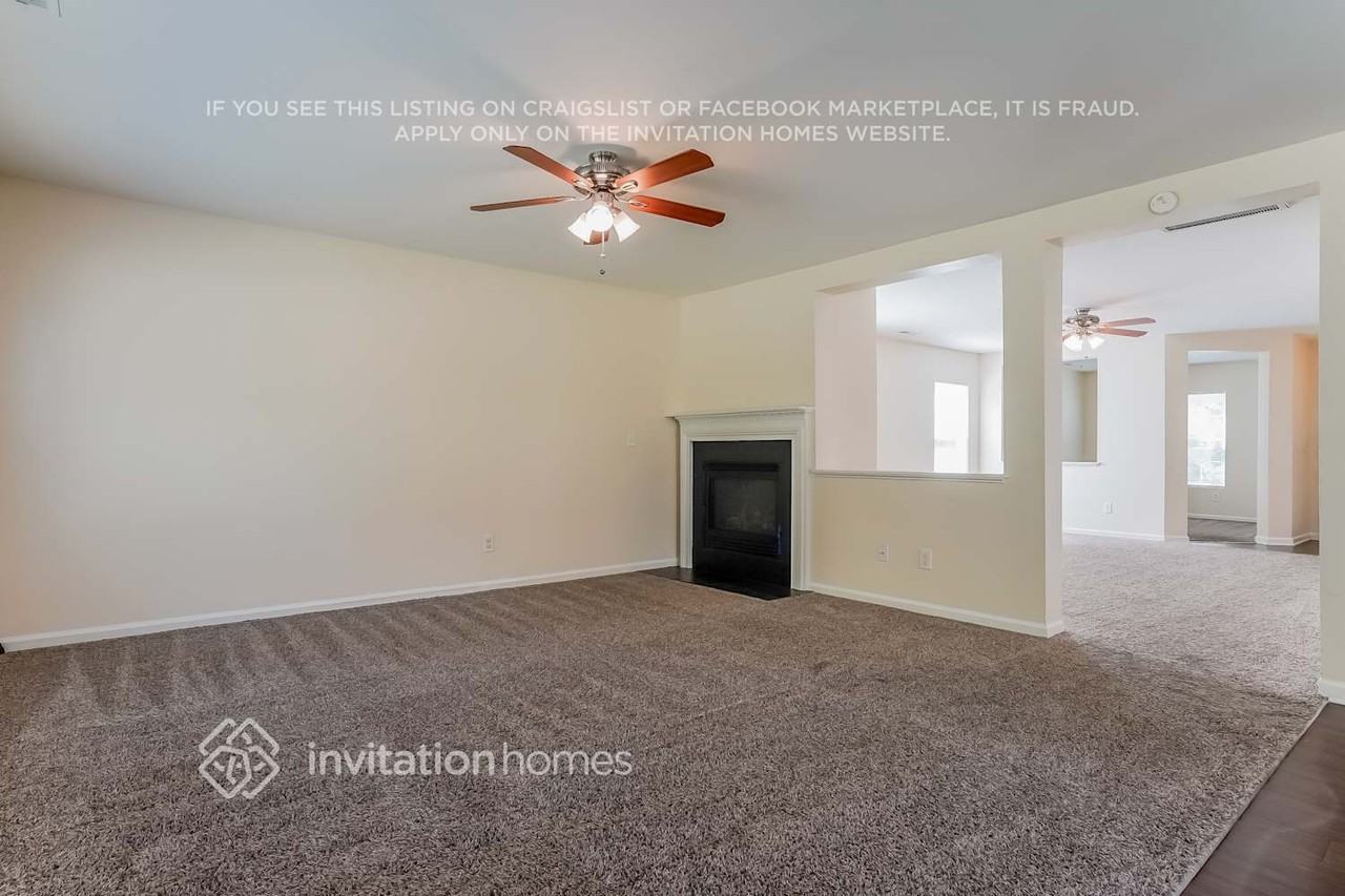 2418 Quarry Ridge Lane - Photo 5 of 18