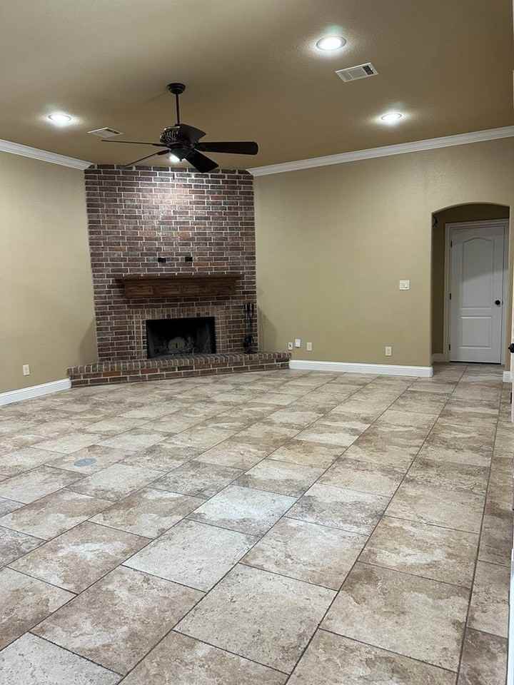 5507 San Clemente Dr - Photo 2 of 10