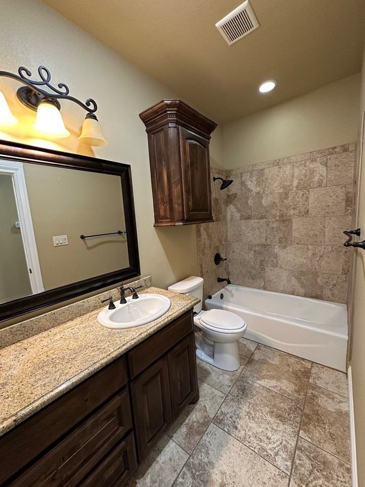 5507 San Clemente Dr - Photo 6 of 10