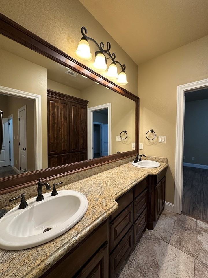 5507 San Clemente Dr - Photo 7 of 10