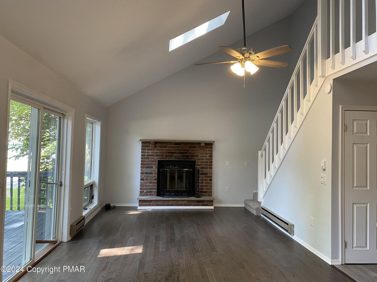 9605 Stony Hollow Dr - Photo 4 of 24