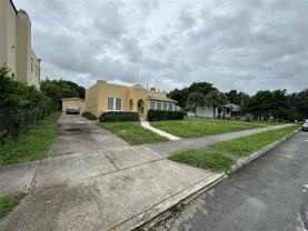 616 37th St - Photo 1 of 1