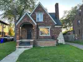 featured image of 239 Newport Street