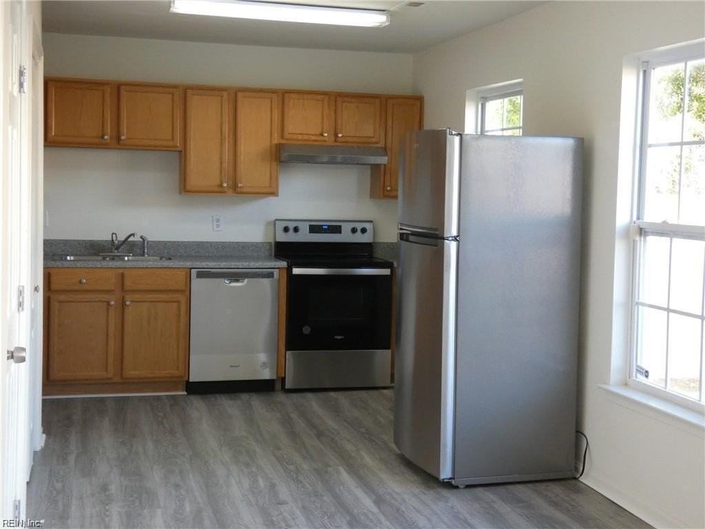 7408 Davidson St - Photo 7 of 17