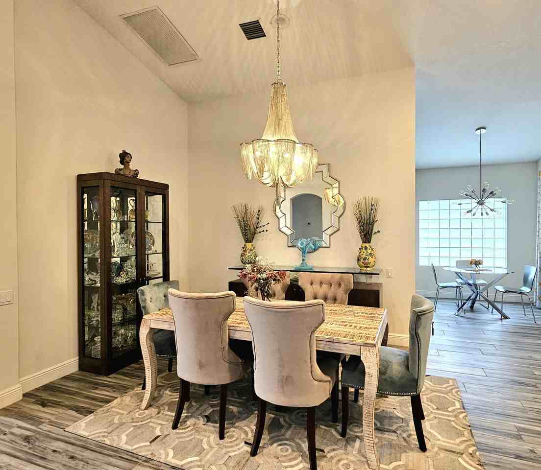 9825 Mantova Dr - Photo 3 of 37