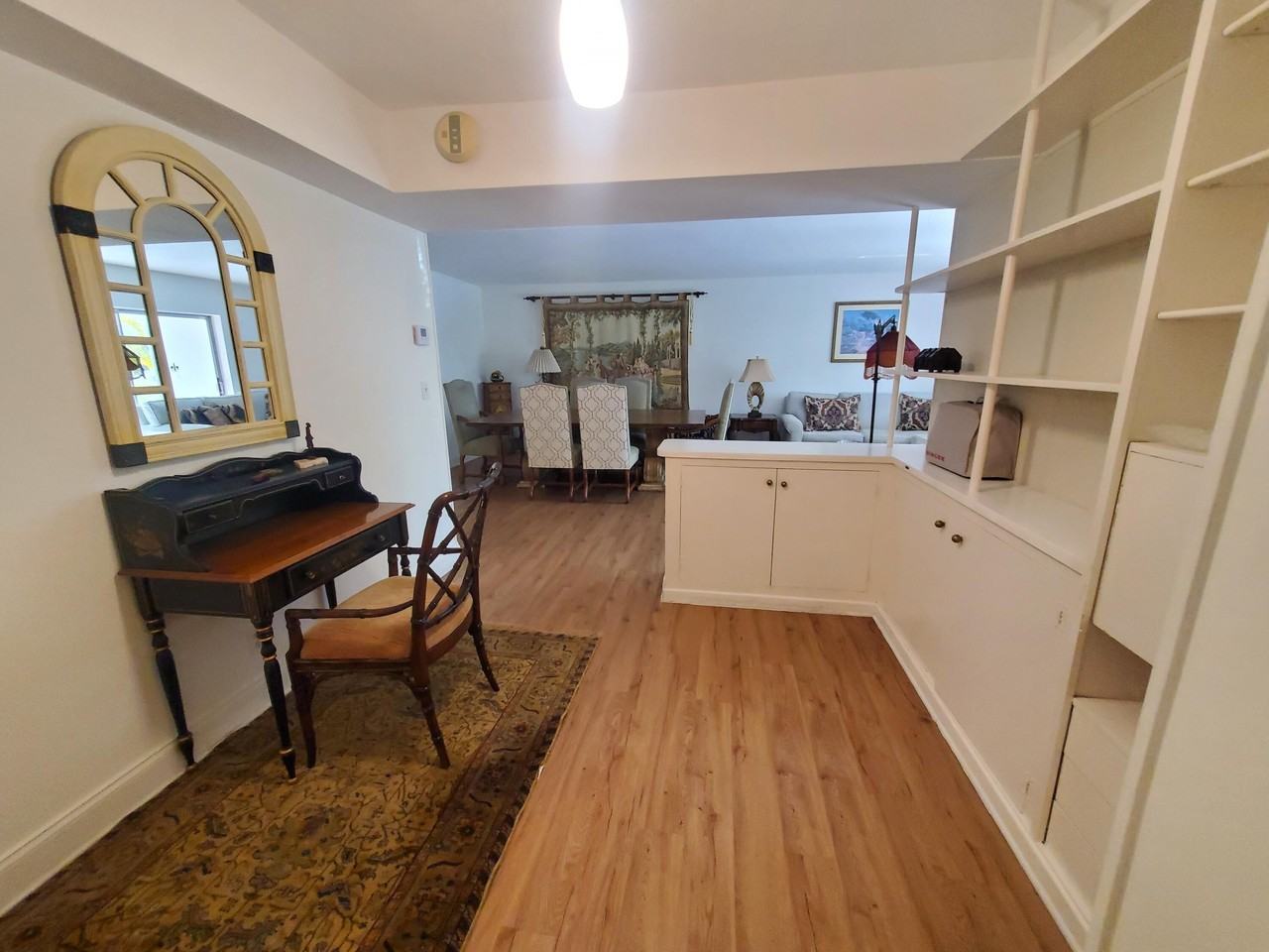 20 Se 13th St #A6 - Photo 5 of 14