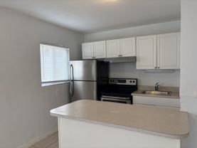 709 Sw 13th Ave #4 - Photo 1 of 1