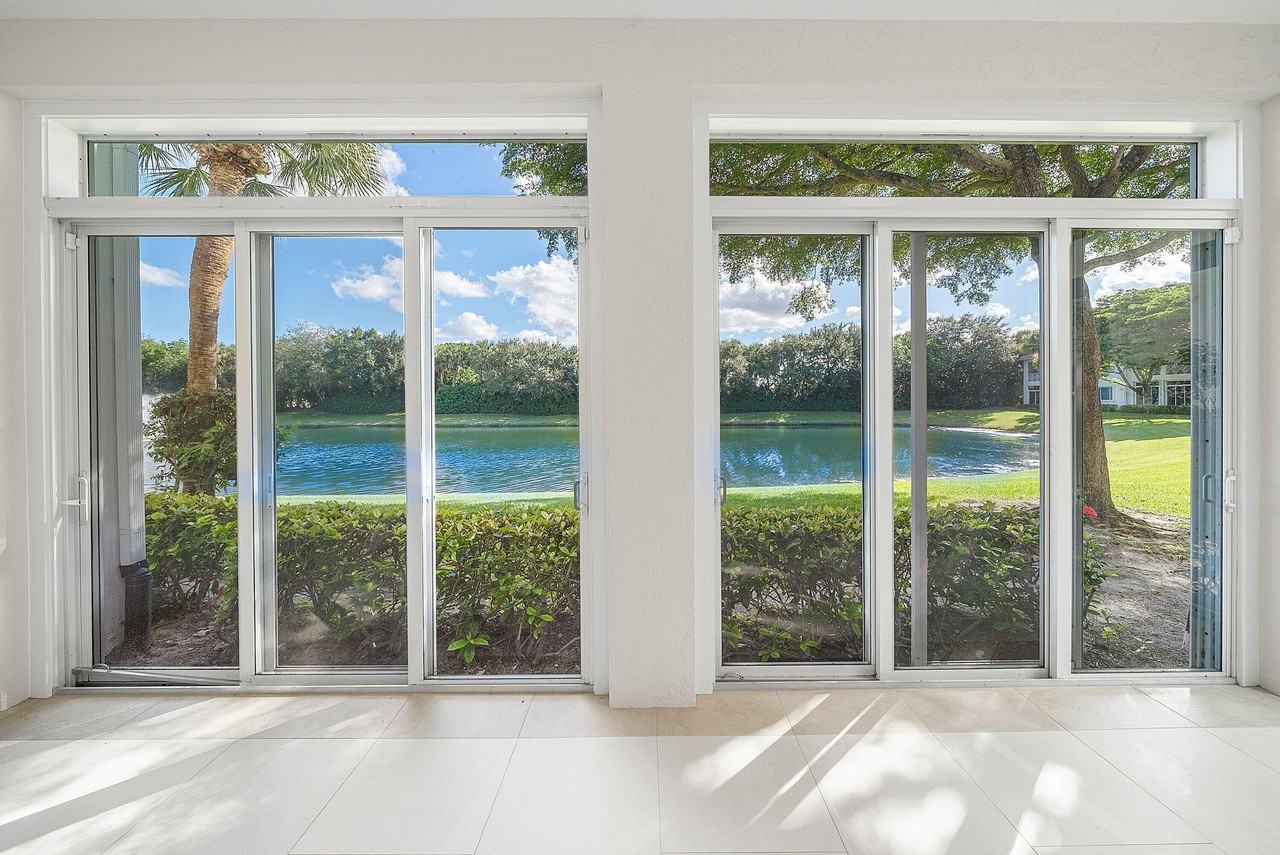 106 Palm Bay Dr #B - Photo 7 of 43