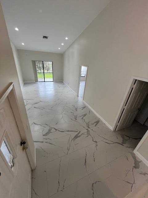 13501 Fountain View Blvd - Photo 4 of 28