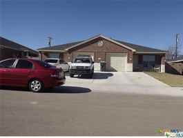 featured image of 4307 Cambridge Dr #B