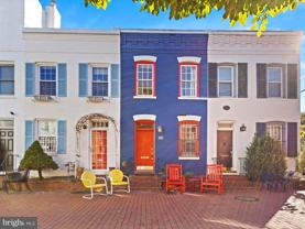 913 Hughes Mews Nw - Photo 1 of 1