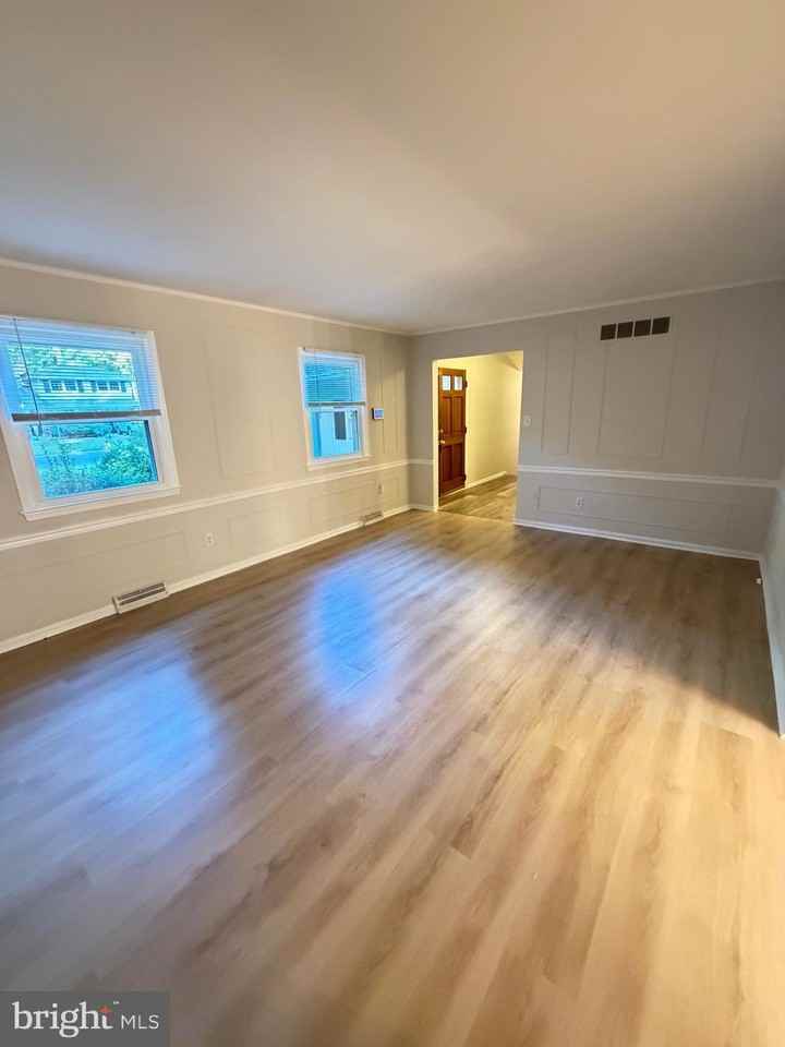 222 Merion Rd - Photo 3 of 23