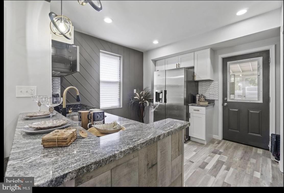 1447 Montpelier Street - Photo 6 of 12