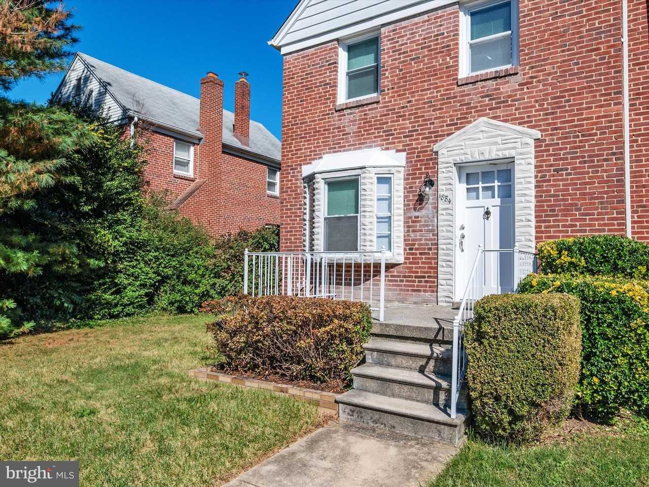 1884 Yakona Rd - Photo 4 of 37